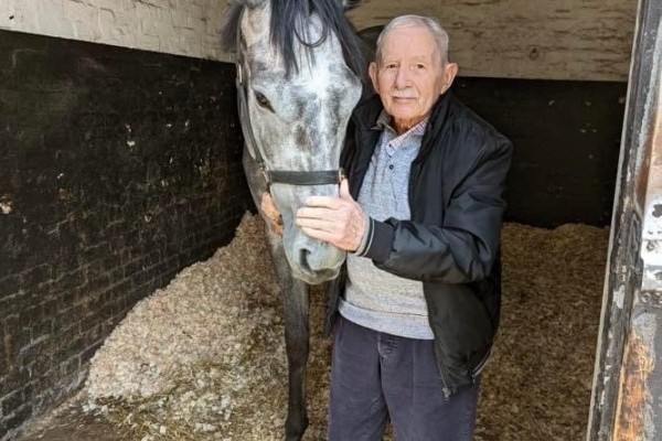 Brampton Manor resident Gino with winning horse Speriamo