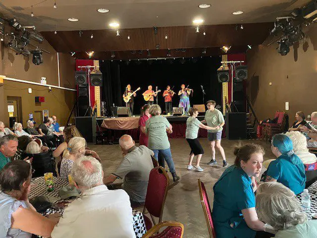 The Complete Guide to Dementia Activities at Home