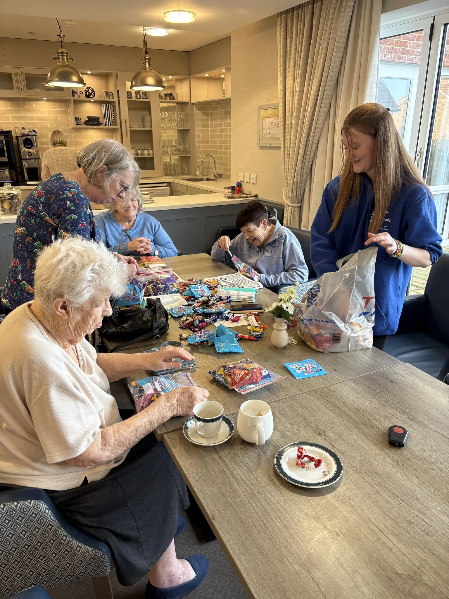 Chartwell House Hosts Fourth Annual Festive Food Pantry to Support Local Families gallery item #1