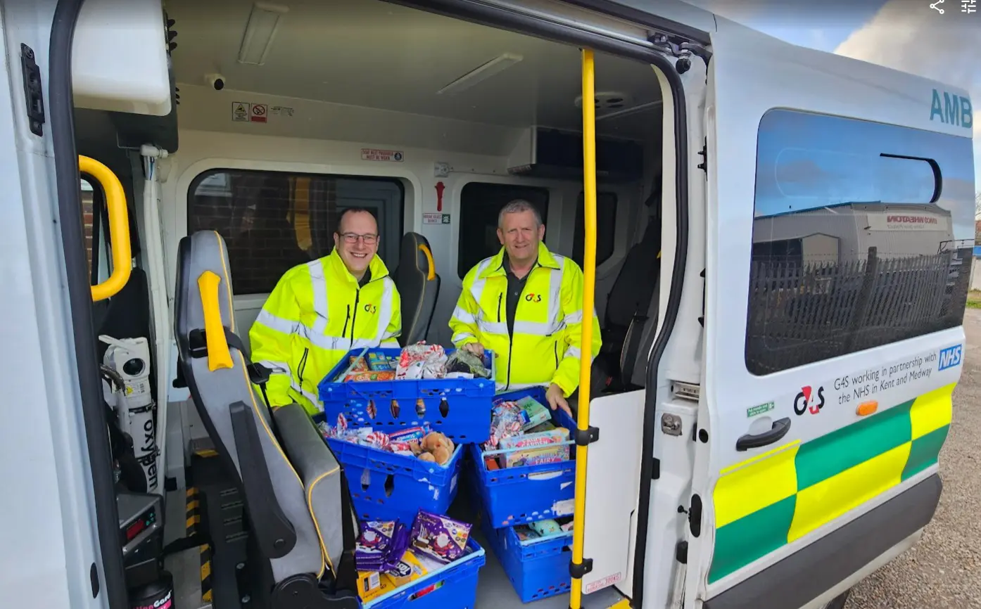 Chartwell House Hosts Fourth Annual Festive Food Pantry to Support Local Families gallery item #2