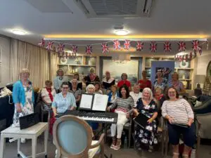Chartwell House Unites Veterans at Cream Tea Celebration thumb item #3