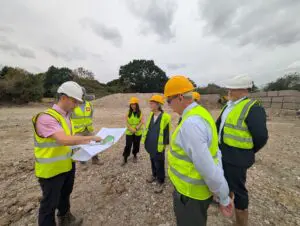 Wokingham’s Mayor Breaks Ground at Evendon View thumb item #3